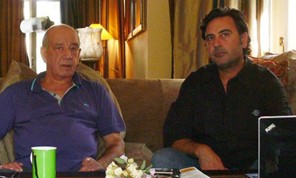 Η ζωή και η καριέρα του Δημήτρη Μητροπάνου(VIDEO)