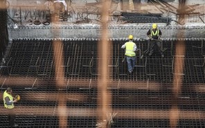 Κάμψη στην οικοδομή τον Ιανουάριο – Μόλις 44 άδειες στη Θεσσαλία