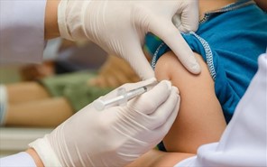 Γραβάνης: Τέλος του έτους θα ξέρουμε για εμβολιασμό μαθητών δημοτικού κατά Covid