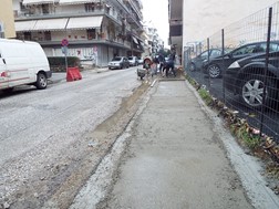 Παρεμβάσεις του Δήμου Τρικκαίων σε πεζοδρόμια 