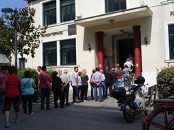 Στα 420 ευρώ το εβδομαδιαίο όριο ανάληψης από τις τράπεζες στα Τρίκαλα
